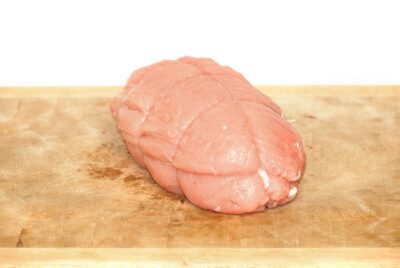 Rond de noix pâtissière de veau de lait sous la mère
